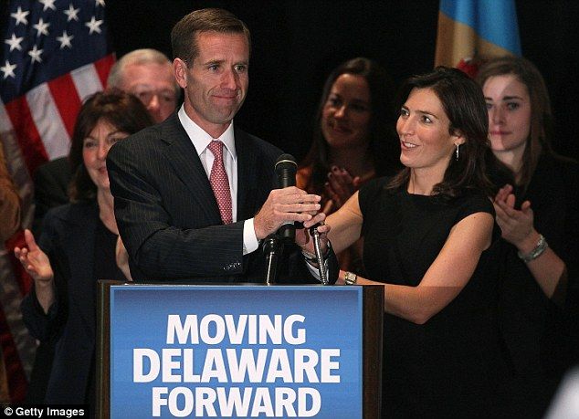 Beau Biden dhe Hallie ne vitin 2015