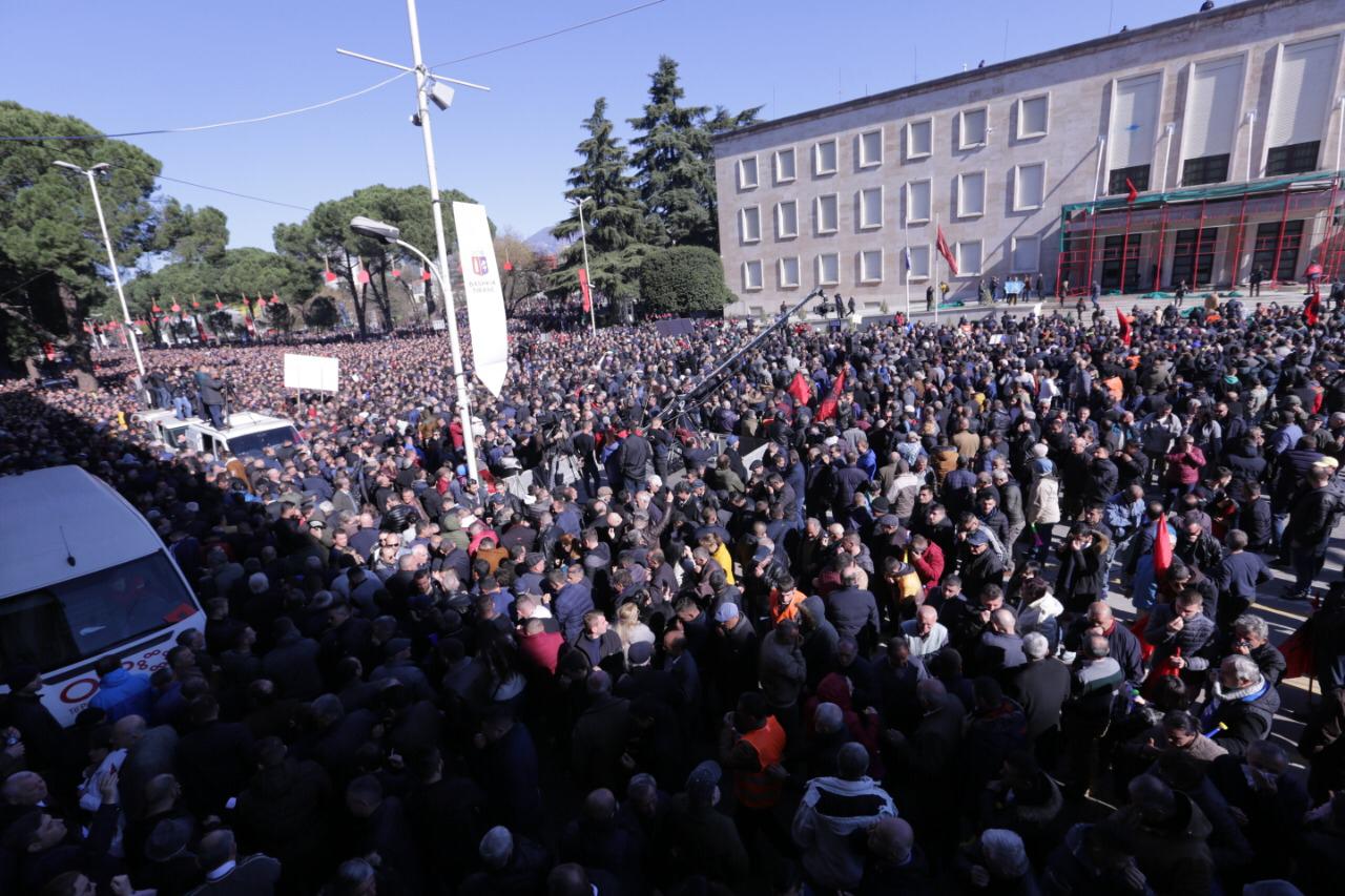 protesta PD-kryeministria