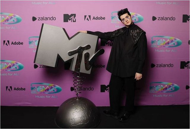 mtv bts (1)