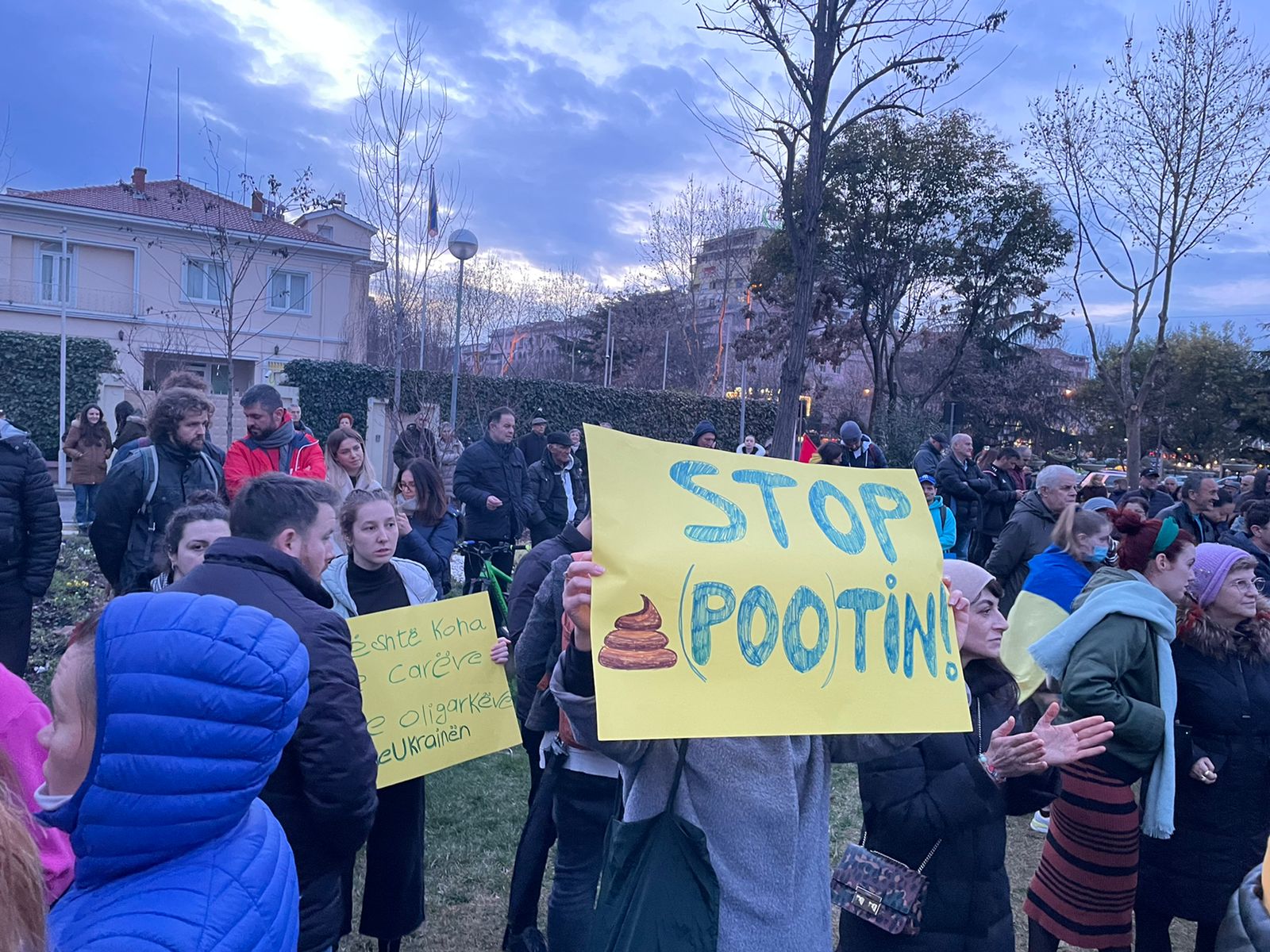 protesta tirane lufta ne ukraine rusia (2)