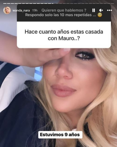 Wanda Nara torna a Parigi: è una business woman con maxi cappotto e borsa  griffata