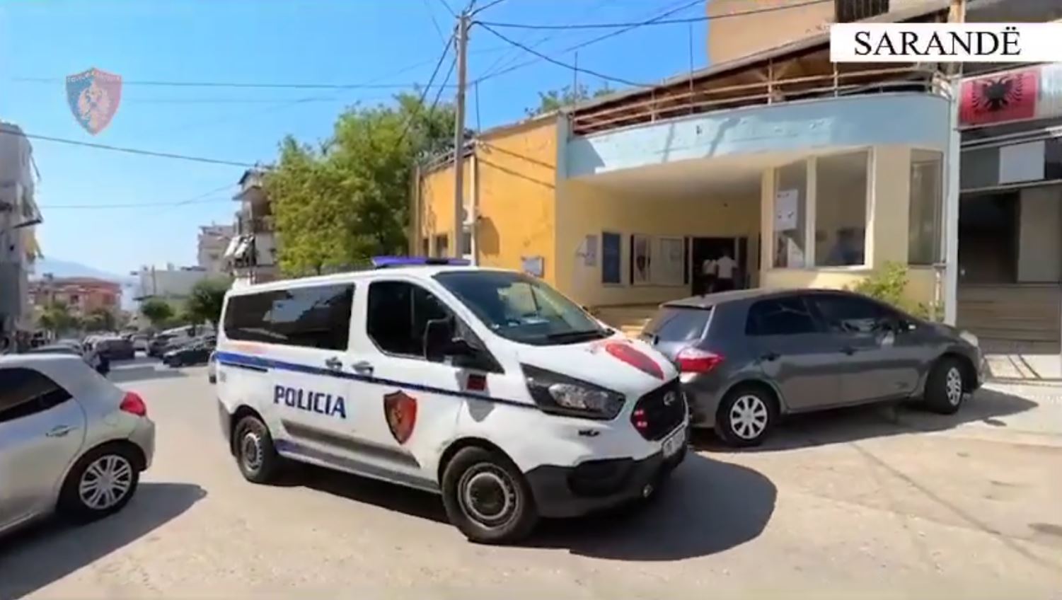 Nuk Iu Bind Urdhërit Të Policisë Për Të Ndaluar Dhe Rrezikoi Jetën E Efektivëve Arrestohet 22