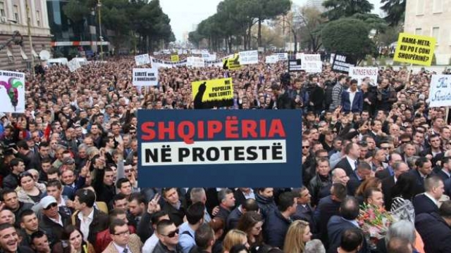 protesta-e-opozites-pd