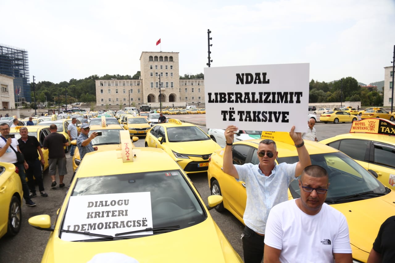 protesta e taksisteve (1)