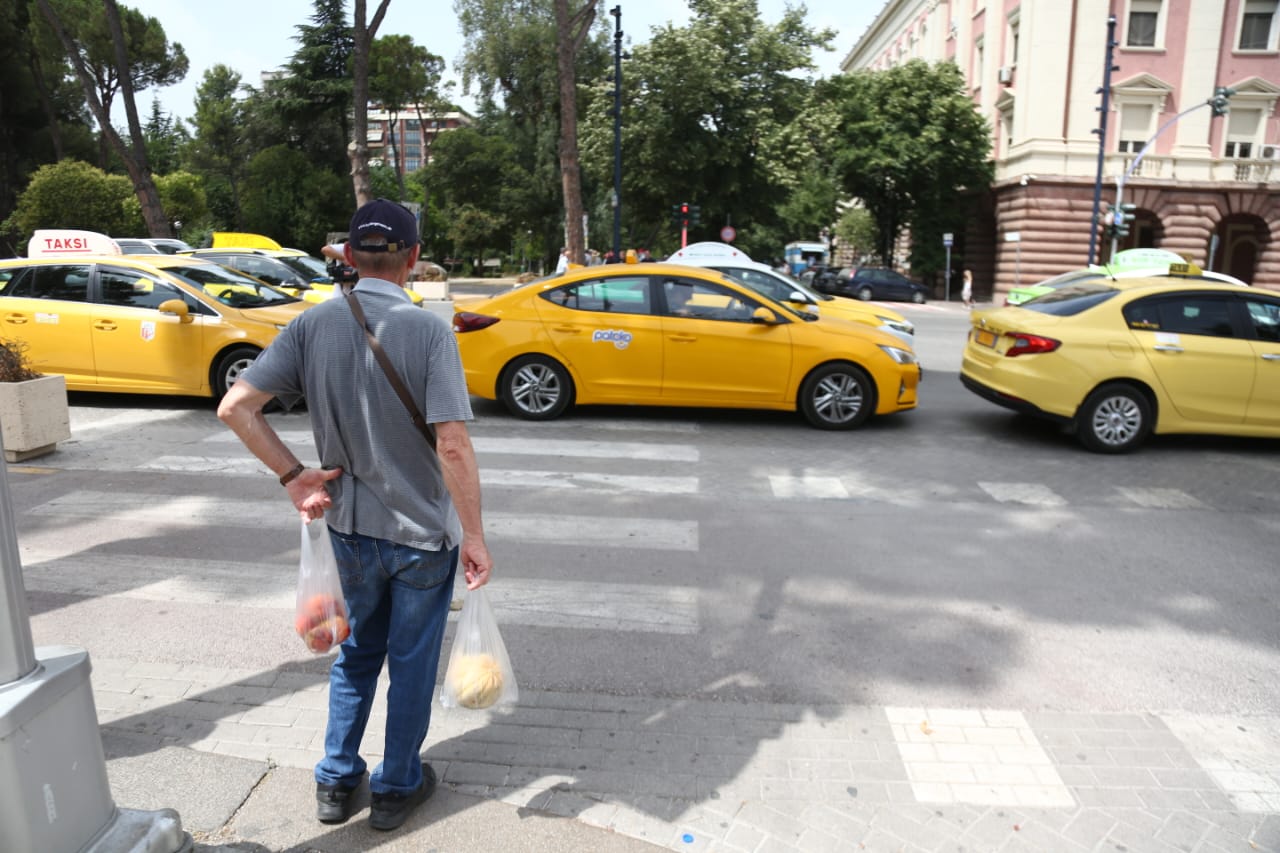 protesta e taksisteve (2)