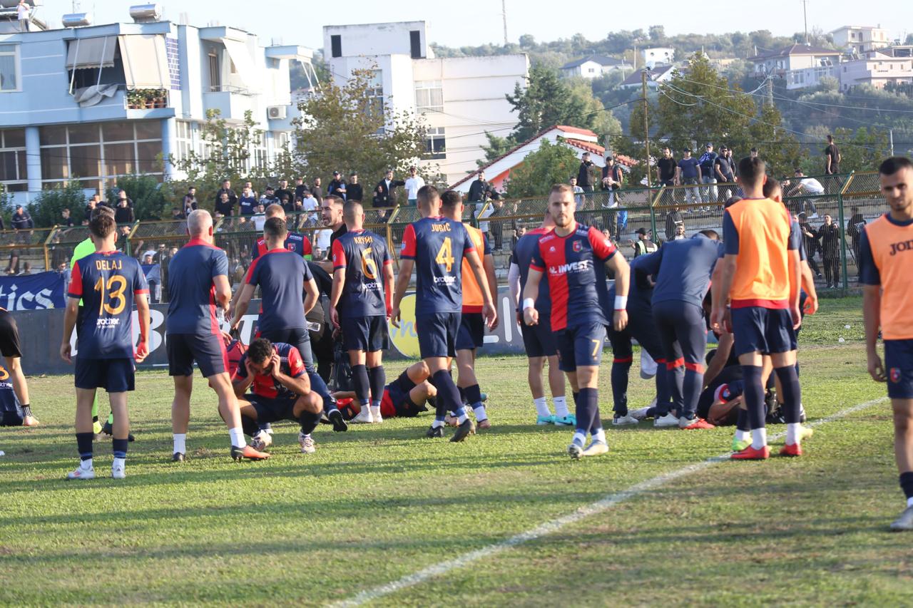 Momenti i ndërprerjes së lojës, dje në stadiumin “Roza Haxhiu”