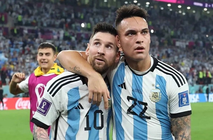 lionel-messi-lautaro-martinez-argentina-national-team-world-cup