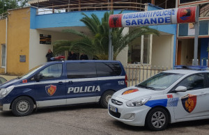 Policia-sarande