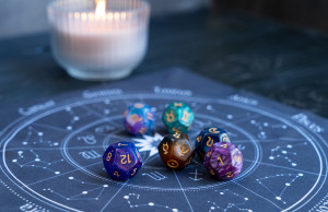 Zodiac horoscope with divination dice