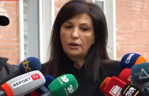 Jozefina Topalli ne PD Rithemelimi