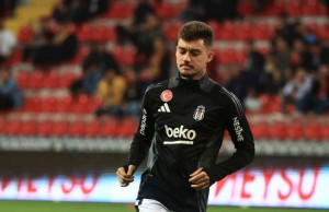 Ernest-Muci-Besiktas (1)