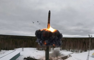 Testimi i raketës balistike ndërkontinentale (ICBM) nga Rusia, mars 2024