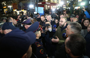 protesta e opozites  (5)