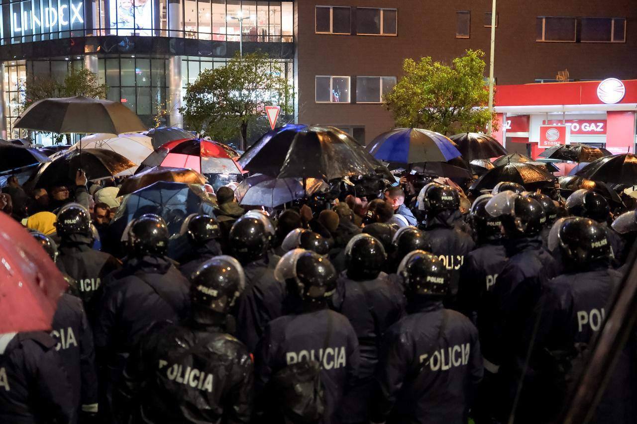 policia proteste